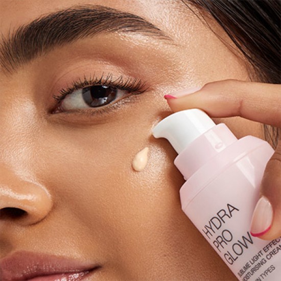 Mitrinošs fluīds  Hydra Pro Glow 
